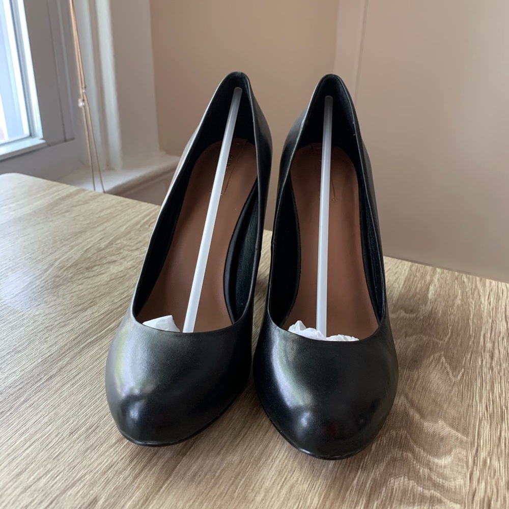 ALDO black leather heels
